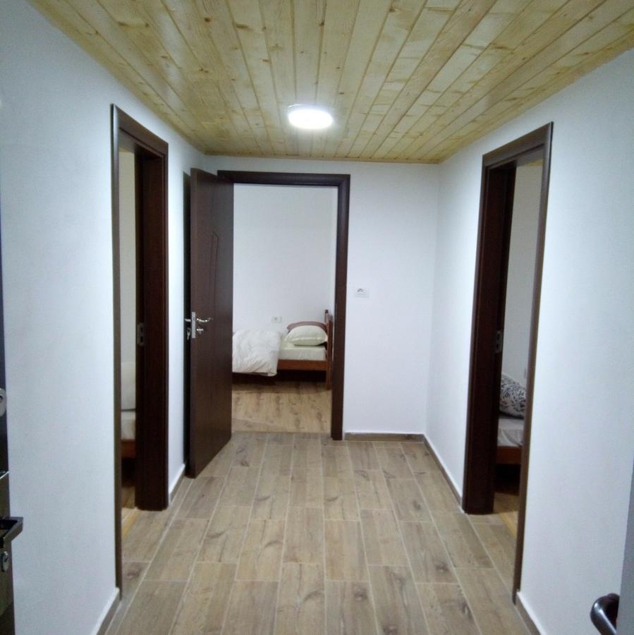 Bujtina Sherifaj Valbone Extérieur photo